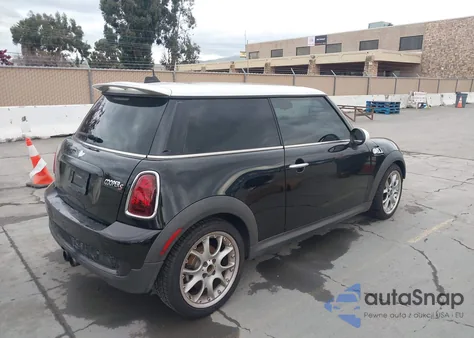 2010 Mini Cooper S из США, поврежденный, VIN WMWMF7C50ATW89549